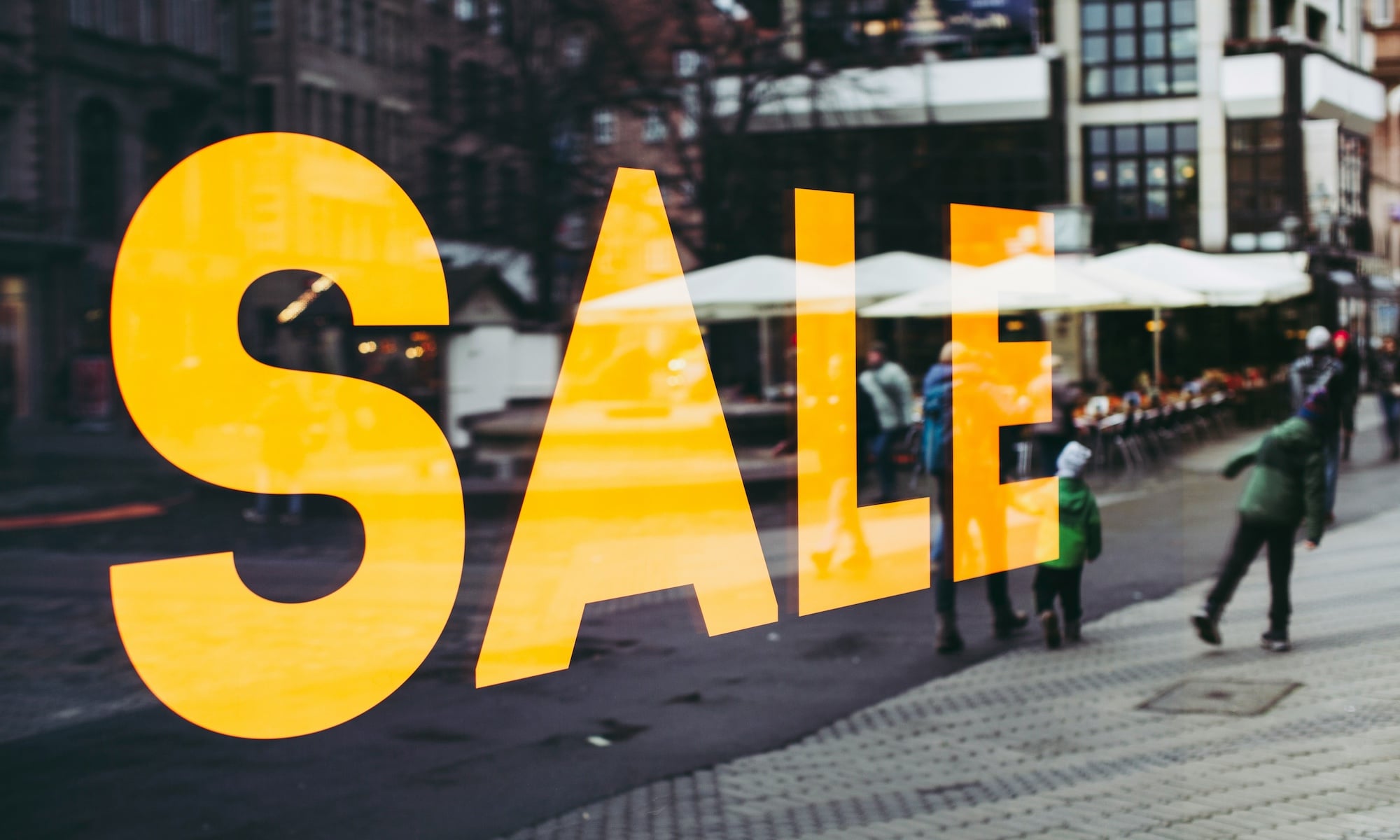 The Ultimate Showdown: Black Friday vs. Cyber Monday for Camera Purchases